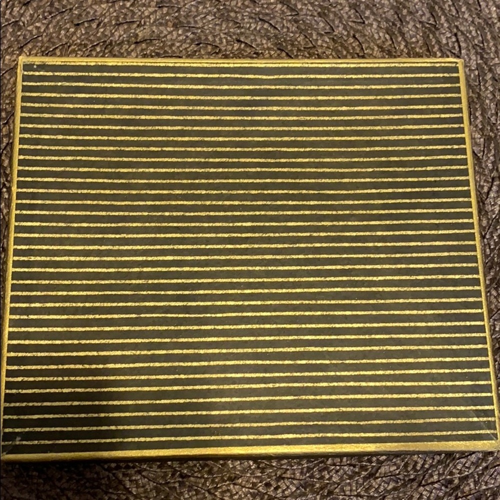 #476 Vintage Linen Tea Napkins - Picture 3 of 6